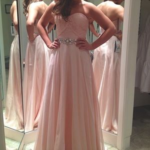 Beautiful light pink prom dress with rhinestones!
